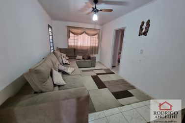 Casa &agrave; venda - 180m&sup2; - Jardim S&atilde;o Vicente