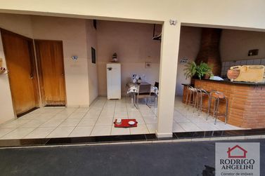 Casa &agrave; venda - 200m&sup2; - Residencial Ana Paula