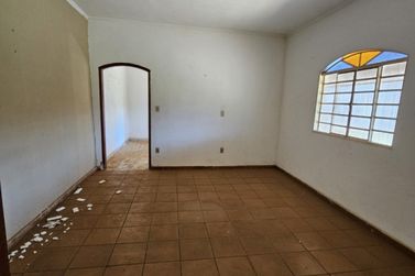 Casa &agrave; venda - 200m&sup2; - Village Regina