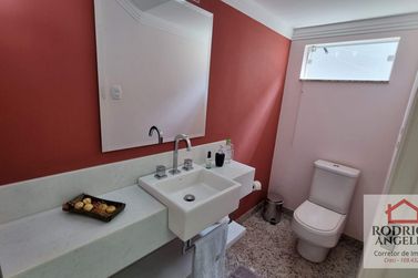 Casa &agrave; venda - Centro
