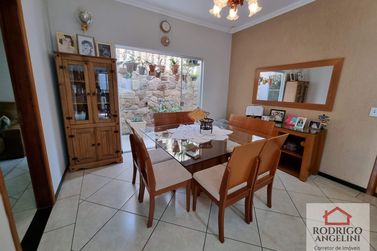 Casa &agrave; venda - Residencial Jardim do Lago III