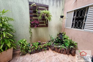 Casa &agrave; venda - Residencial Jardim Tropical