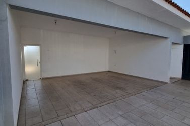 Casa &agrave; venda - 261m&sup2; - Parque Residencial Village