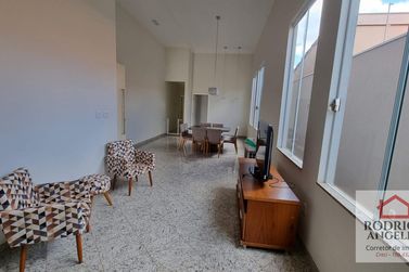 Casa &agrave; venda - Centro