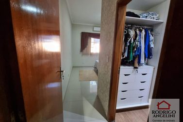 Casa &agrave; venda - 200m&sup2; - Residencial Ana Paula