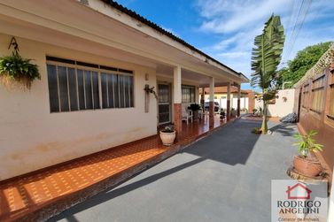 Ch&aacute;cara &agrave; venda - 850m&sup2; - Vila Anselmo
