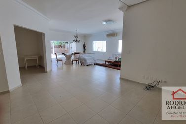 Casa &agrave; venda - 406m&sup2; - Parque Residencial Village