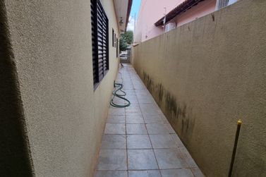 Casa &agrave; venda - 168m&sup2; - Village Regina