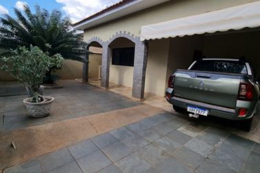 Casa &agrave; venda - 168m&sup2; - Village Regina