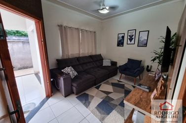 Casa &agrave; venda - Residencial Jardim Tropical
