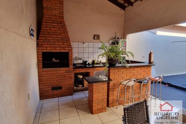 Casa &agrave; venda - 200m&sup2; - Residencial Ana Paula