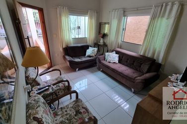 Casa &agrave; venda - 200m&sup2; - Residencial Jardim do Lago IV