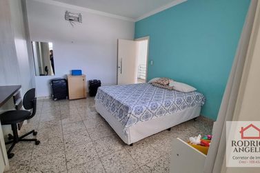 Casa &agrave; venda - Centro