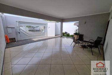 Casa &agrave; venda - Residencial Jardim do Lago III