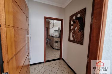 Casa &agrave; venda - Residencial Jardim do Lago III