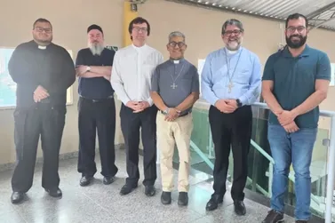 Padres da Regi&atilde;o Pastoral Norte se re&uacute;nem em Torre de Pedra