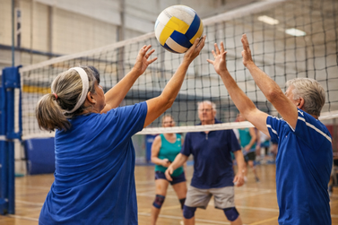 Treinos de V&ocirc;lei Adaptado fortalecem esporte e bem-estar para atletas 40+