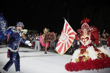 Carnaval de Porangaba re&uacute;ne cerca de 30 mil pessoas em quatro dias de festa