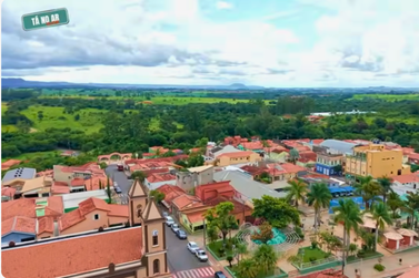 Porangaba ganha destaque em reportagem da TV e mostra suas belezas e tradi&ccedil;&otilde;es