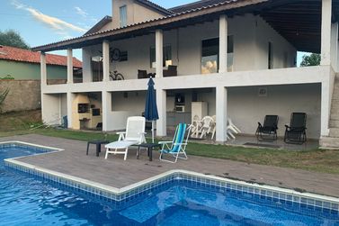Ch&aacute;cara &agrave; venda - 176m&sup2; - COLINAS DOS ALPES