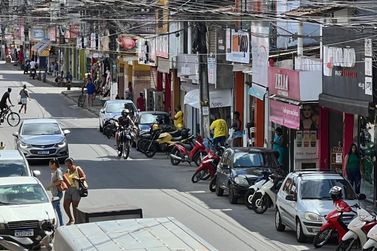Com&eacute;rcio de Porto Seguro funciona em hor&aacute;rio especial para compras de fim de ano