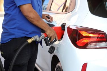 Petrobras reduz pre&ccedil;o da gasolina; queda deve chegar a Porto Seguro em breve