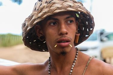 Gravado em Porto Seguro, filme retrata a luta e espiritualidade do povo Patax&oacute;