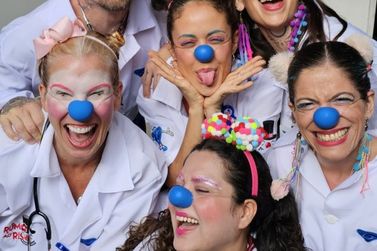 Projeto Rumo ao Riso leva risoterapia ao HRDLEM