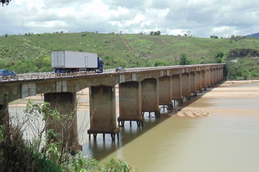 DNIT libera tr&aacute;fego pesado na ponte do Rio Jequitinhonha em 22 de dezembro