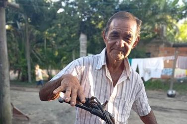 Fam&iacute;lia procura idoso desaparecido h&aacute; tr&ecirc;s dias em Santa Cruz Cabr&aacute;lia