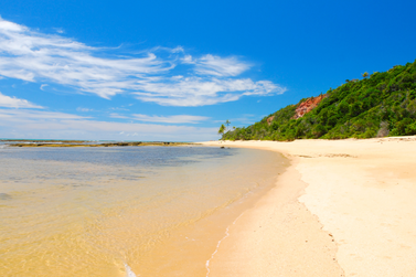 Inema alerta para praias impr&oacute;prias para banho na Costa do Descobrimento 
