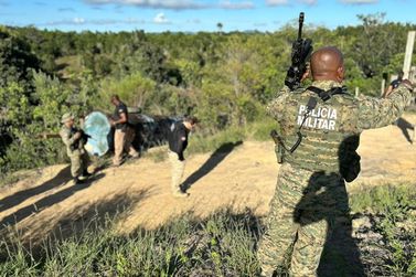 Opera&ccedil;&otilde;es no Extremo Sul da Bahia chegam a tr&ecirc;s presos e apreendem armas 
