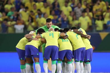 Brasil estreia novo uniforme em amistoso contra a Inglaterra; veja camisa