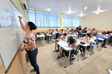 Governo de Rondônia anuncia atualização do piso do magistério 