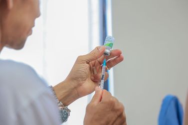 Vacina&ccedil;&atilde;o contra HPV atinge 71% em meninas e 58% em meninos em Porto Velho