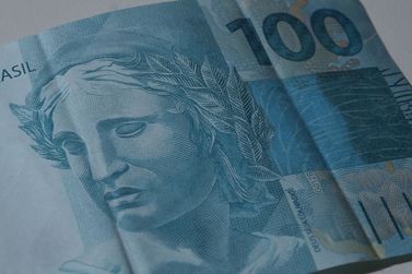 Receita paga hoje 2&ordm; lote da restitui&ccedil;&atilde;o do IR; veja quem recebe