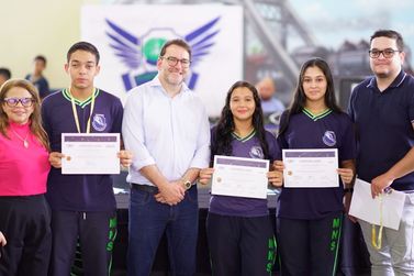 Alex Redano transforma reconhecimento em pol&iacute;tica de incentivo &agrave; educa&ccedil;&atilde;o e ao esporte 