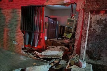 Motorista embriagado invade resid&ecirc;ncia e destr&oacute;i quarto de crian&ccedil;a no bairro Igarap&eacute;
