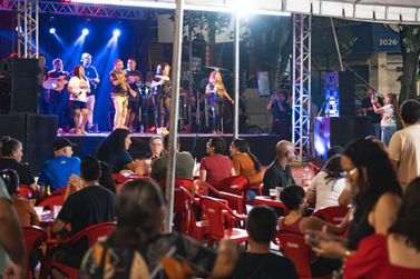 Sarau gratuito em Porto Velho ter&aacute; cl&aacute;ssicos da MPB e microfone aberto ao p&uacute;blico