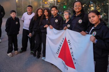 Escola de Santa Rita do Sapuca&iacute; &eacute; medalhista em olimp&iacute;ada de matem&aacute;tica na Fran&ccedil;a
