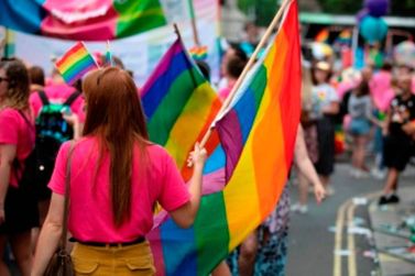 Empresa do Sul de Minas indenizar&aacute; mulher trans impedida de usar banheiro feminino