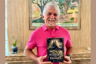 Escritor pouso-alegrense Airton Chips lan&ccedil;a sexto livro durante a Bienal de S&atilde;o Paulo