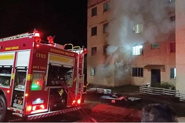 Homem n&atilde;o aceita o fim do relacionamento e incendeia apartamento da ex-namorada