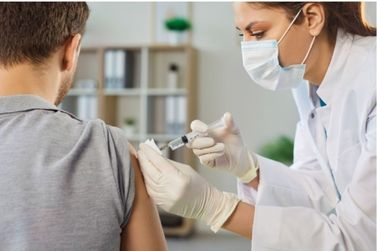 Nova vacina trivalente contra gripe &eacute; aprovada pela Anvisa e tem 73% de efic&aacute;cia&nbsp;