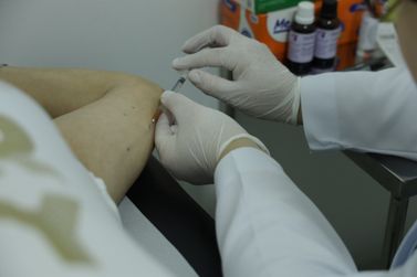 Sa&uacute;de de Pouso Alegre capacita enfermeiros para inser&ccedil;&atilde;o de implante contraceptivo