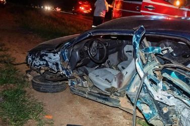 Acidente envolvendo Audi, Gol e Polo deixa homem gravemente ferido em Alfenas