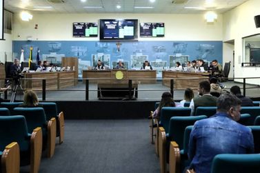 Ass&eacute;dio moral, envelhecimento ativo e educa&ccedil;&atilde;o na pauta da 36&ordf; sess&atilde;o da C&acirc;mara de PA