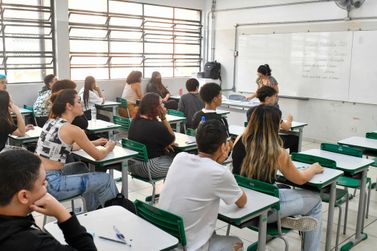 Educação de SP adia prazo para que estudantes do Provão Paulista escolham curso 