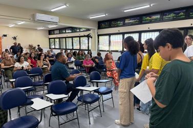 Profissionais de educa&ccedil;&atilde;o de Itatiaia participam de forma&ccedil;&atilde;o para rela&ccedil;&atilde;o &eacute;tnico-raciais