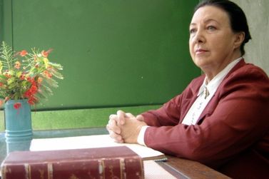 Atriz e diretora, Anna Zelma morre aos 87 anos